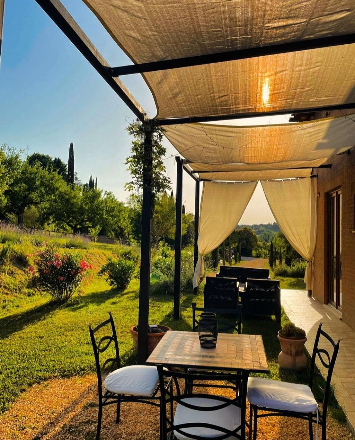 סיינה Agriturismo La Corte Del Sole מראה חיצוני תמונה